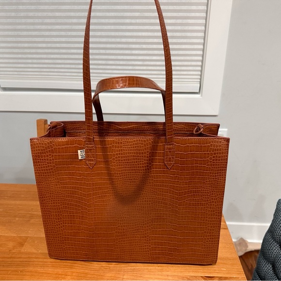 BEIS Handbags - Never Used Beis Work Tote